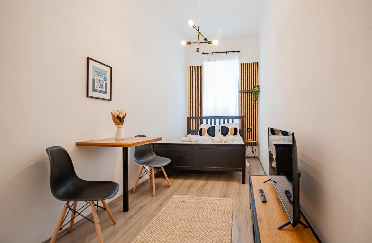My City Apartment - Vienna Cosy Room Buitenkant foto